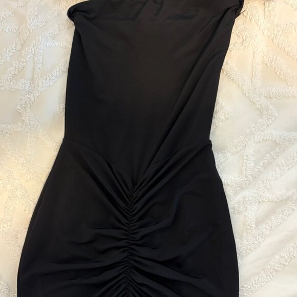 Meshki Caspian Slinky And Mesh Off Shoulder Maxi Dress Black Small - Picture 6 of 7